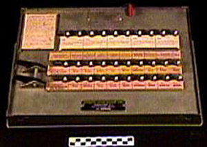 Thumbnail of Automatic Voting Machine (1992.10.0001)
