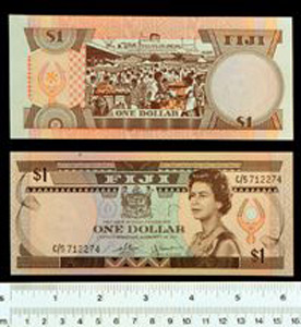 Thumbnail of Bank Note: Fiji Islands, 1 Dollar (1992.23.0455)