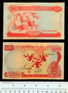 Thumbnail of Bank Note:  Republic of Singapore, 10 Dollars (1992.23.2102)