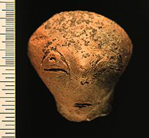 Thumbnail of Figurine Fragment: Head (1998.18.0204)