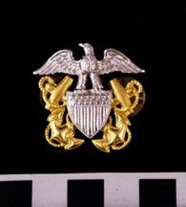 Thumbnail of WAVES Uniform Cap Insignia Pin (1998.06.0150B)