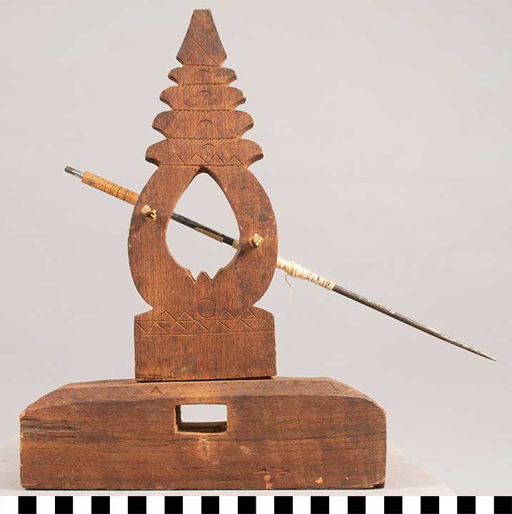 Thumbnail of Spinning Wheel Part (2000.01.0034K)