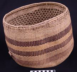 Thumbnail of Lined Carrying Basket  (2001.05.0009B)
