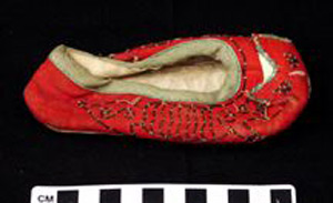 Thumbnail of Child’s Cat Shoe (2002.05.0009B)