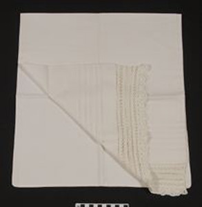 Thumbnail of Pillowcase (2002.16.0015B)