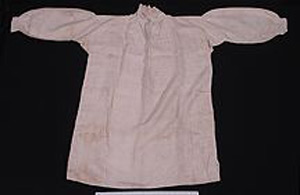 Thumbnail of Man’s Night Shirt (2002.16.0048)