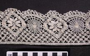 Thumbnail of Edging (2002.16.0065)