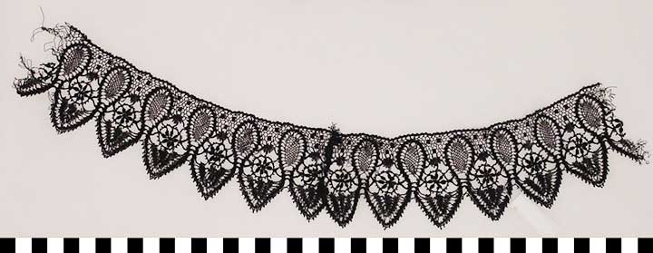 Thumbnail of Lace Trim Fragment (1900.24.0022D)