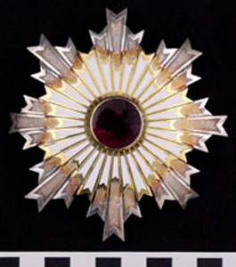 Thumbnail of Medal: Order of the Rising Sun Medallion (1977.01.0058B)