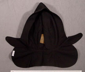 Thumbnail of WAVES Uniform Head Scarf (1998.06.0161)