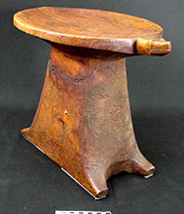 Thumbnail of Shaman’s Turtle-Shaped Stool (2001.05.0113)