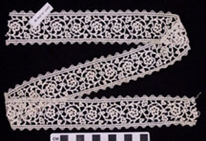 Thumbnail of Lace Trim (2002.16.0067B)