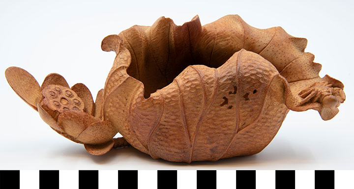 Thumbnail of Water Pot, Brush Washer: Lotus Flower (2002.18.0018)