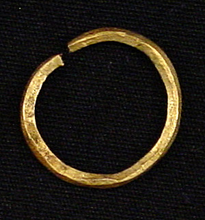 Thumbnail of Jewelry Fragment, Ring (1912.10.0006)