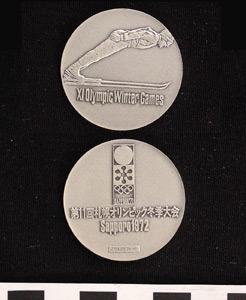 Thumbnail of Commemorative Medal for XI Olympic Winter Games in Sapporo: Skiing (1977.01.0390H)