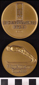 Thumbnail of Commemorative Medal for XI Olympic Winter Games in Sapporo: Skiing (1977.01.0438B)