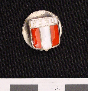 Thumbnail of Commemorative Cuff Link (1977.01.1333A)