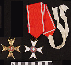 Thumbnail of Medal: Order of Polonia Restituta (1986.24.0004A)