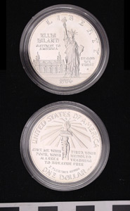 Thumbnail of Coin: United States Silver Dollar  (1986.25.0001A)