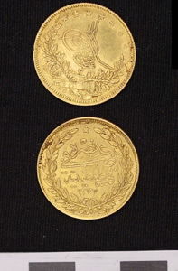 Thumbnail of Turkish Coin: 100 Piastre (1987.03.0016)