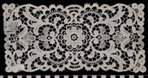 Thumbnail of Bureau Scarf (2002.16.0092B)