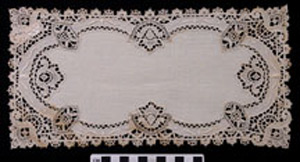 Thumbnail of Bureau Scarf (2002.16.0097)