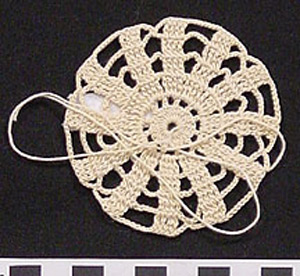 Thumbnail of Lace Circle (2002.16.0106)