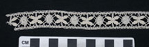 Thumbnail of Lace Trim, Four-Leaf Pattern (2002.16.0120)