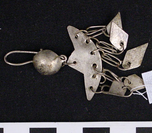 Thumbnail of Ciri-ciri, Earrings (2000.01.0303A)