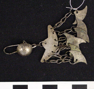 Thumbnail of Ciri-ciri, Earrings (2000.01.0303B)