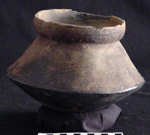 Thumbnail of Unglazed Pot (2000.01.0521)