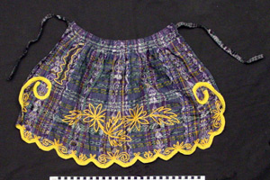 Thumbnail of Woman’s Apron (2004.15.0018)