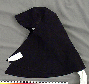 Thumbnail of WAVES Uniform Hat Cover (1998.06.0158)