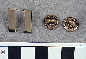 Thumbnail of WAVES Uniform Cap Insignia (1998.06.0175B)