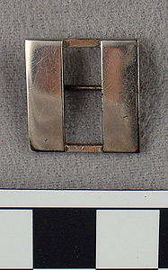 Thumbnail of WAVES Uniform  Lt. Bar Insignia (1998.06.0180B)