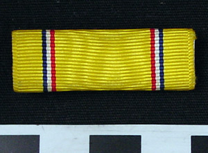 Thumbnail of U.S. Army Status Bar Insignia Pin (1998.07.0053)