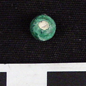 Thumbnail of Bead (2004.01.0008B)