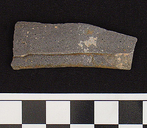 Thumbnail of Rim Sherd (1956.02.0132)