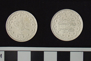 Thumbnail of Coin: Ottoman silver of Mohammed V (1327-1341 AH)yr 6 (1971.15.1865)