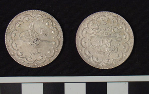 Thumbnail of Coin: Ottoman silver of  Mohammed V (1327-1341 AH), yr. 4 (1971.15.1874)