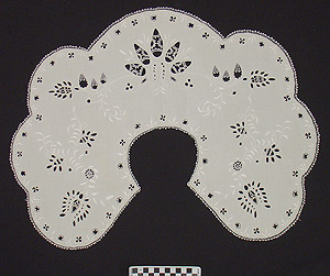 Thumbnail of Lace Collar (1998.06.0253)