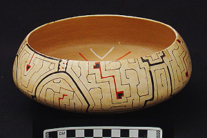 Thumbnail of Nabo quëncha, Dry Food Bowl  (2000.01.0811)