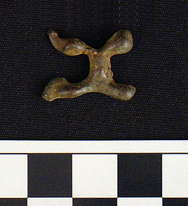 Thumbnail of Mini-Cross Gold Weight (2005.09.0001B)