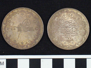 Thumbnail of Coin: 20 Piastre (1900.92.0003)