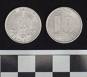 Thumbnail of Coin: East Germany, 10 Pfennig (1978.06.0090)
