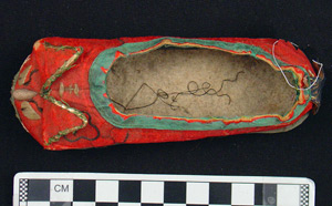 Thumbnail of Child’s Cat Shoe (1998.06.0273B)