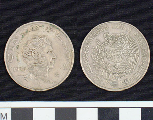 Thumbnail of Coin: Cinco Pesos (1984.16.0183)