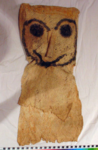Thumbnail of Peleacon Bark Cloth Mask (2000.01.0975)