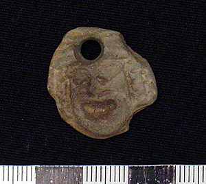 Thumbnail of Mask Pendant (1901.10.0004)