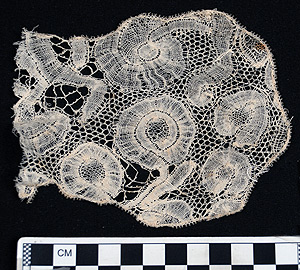 Thumbnail of Lace Fragment (1984.05.0005)